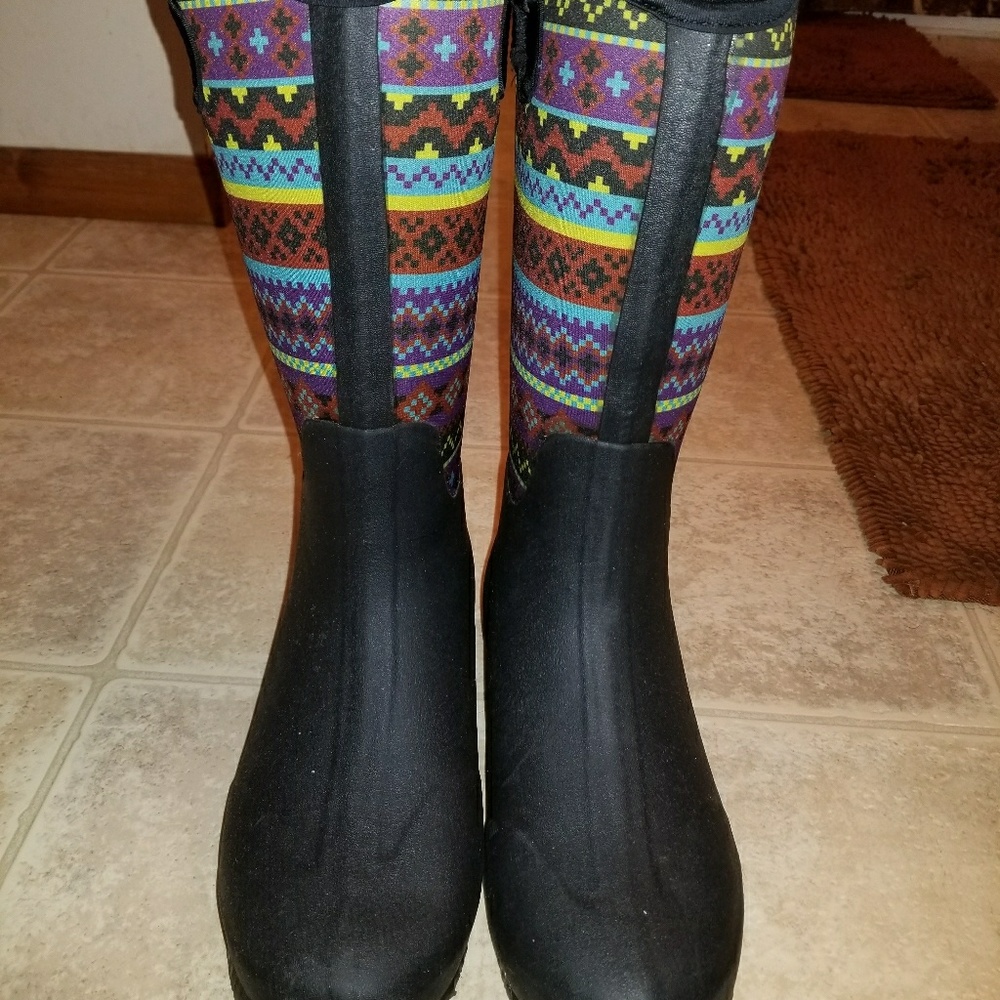 Muk Luks Rain Boots